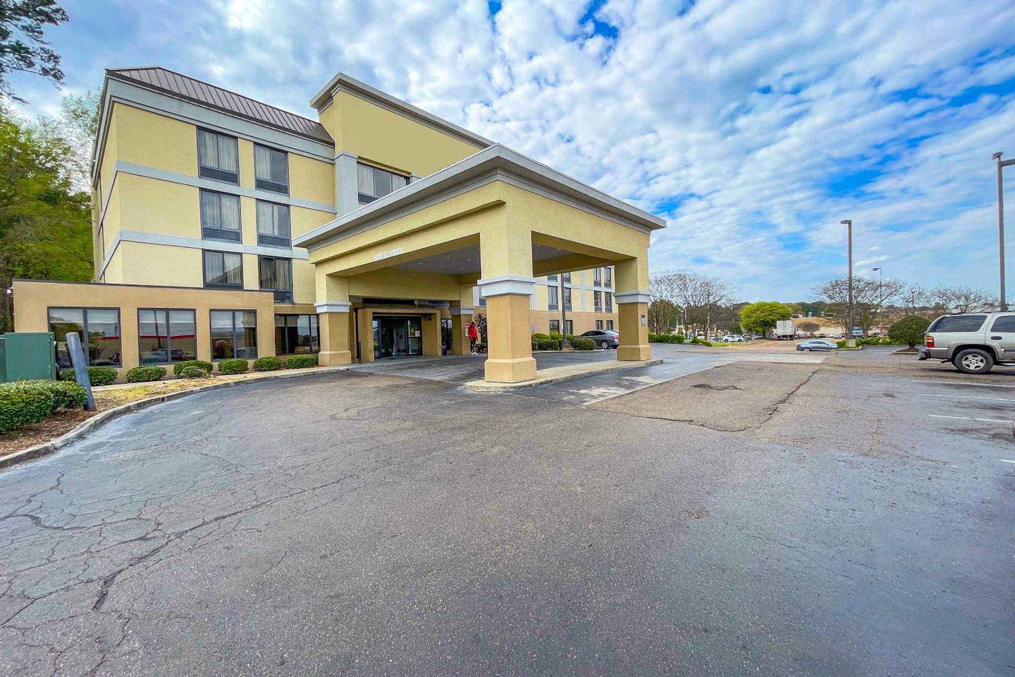 Hotel Oyo Townhouse - Ridgeland Jackson