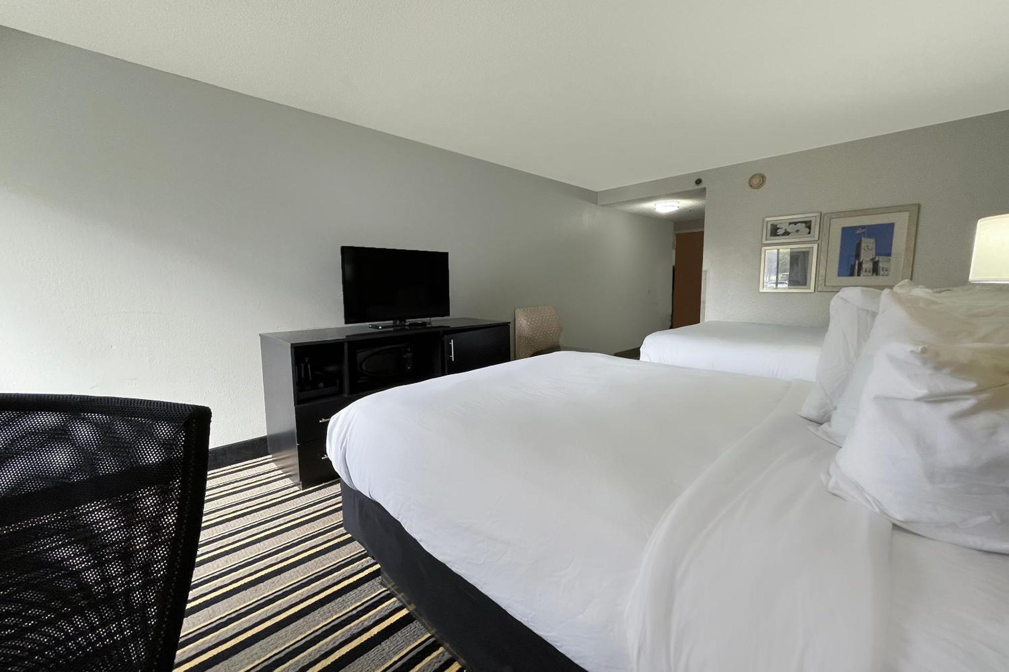 Oyo Townhouse - Ridgeland 3*