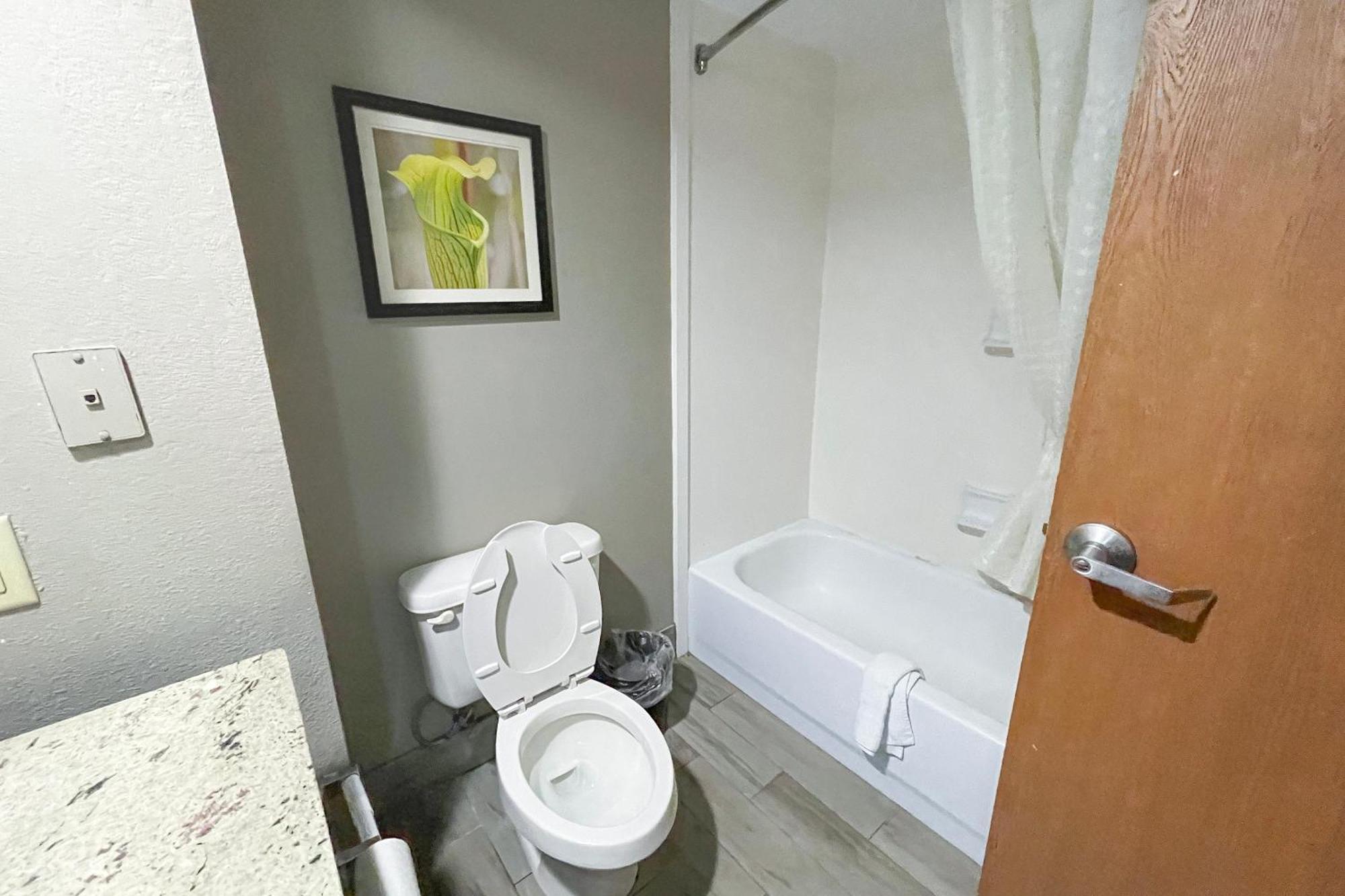 Oyo Townhouse - Ridgeland Hotel 3*