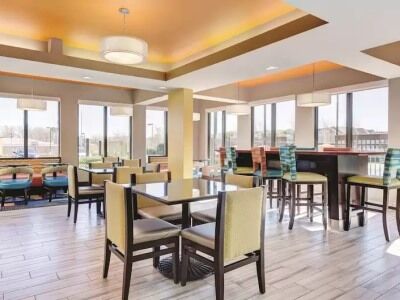 Oyo Townhouse - Ridgeland