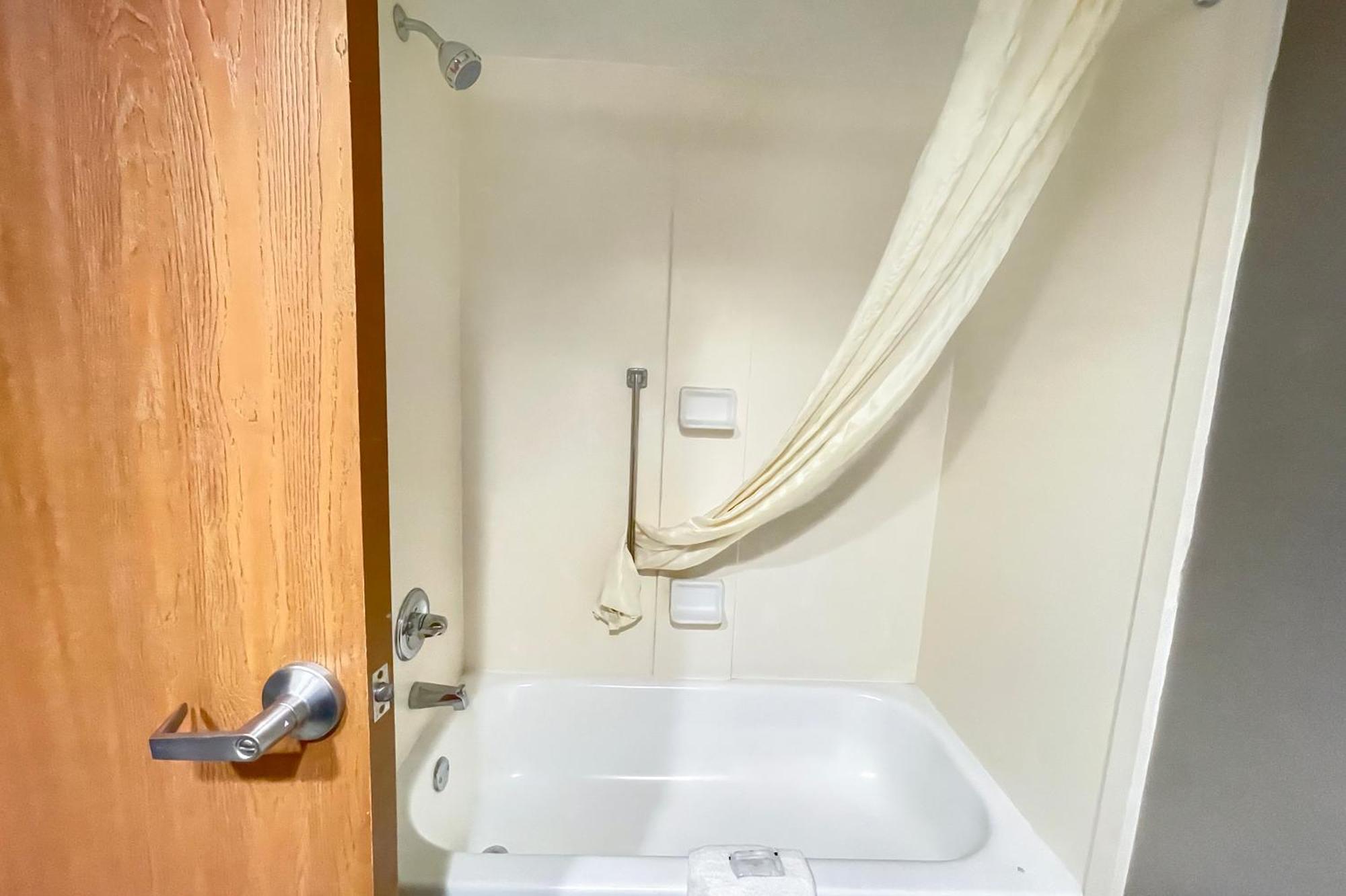 Hotel Oyo Townhouse - Ridgeland 3*